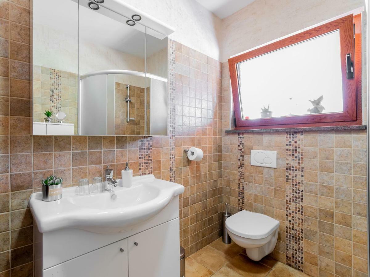 Holiday Home Poli Murvu By Interhome Sveti Petar u Sumi Exteriör bild